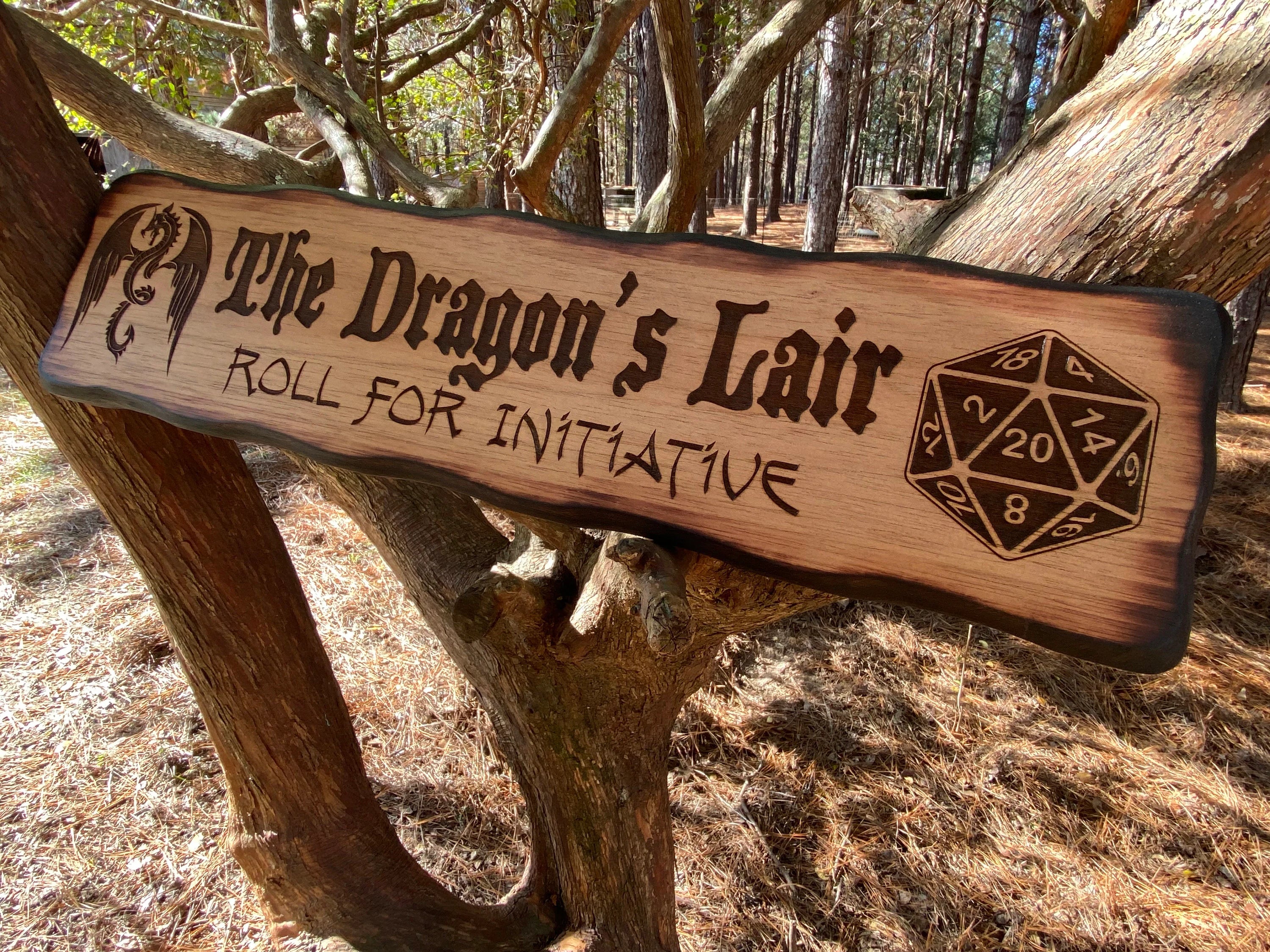 DnD Dragon - D20 Dice Sign